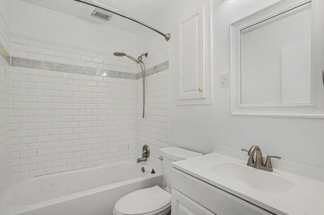 3931 Spruce Dr, Myrtle Beach, SC 29577