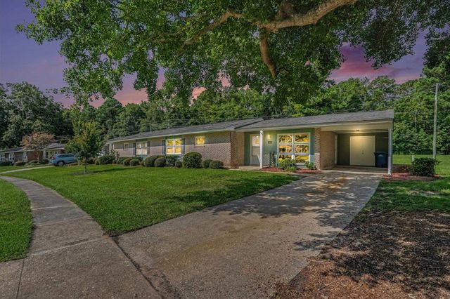 3931 Spruce Dr, Myrtle Beach, SC 29577