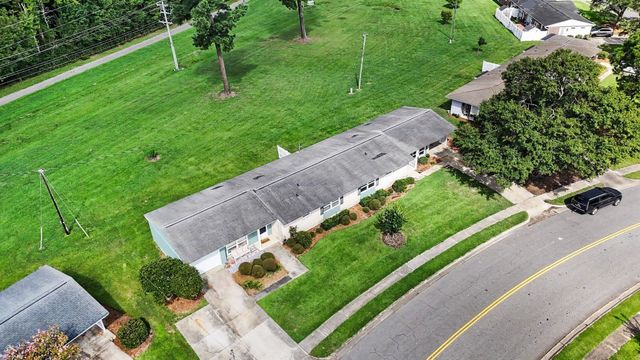 3931 Spruce Dr, Myrtle Beach, SC 29577