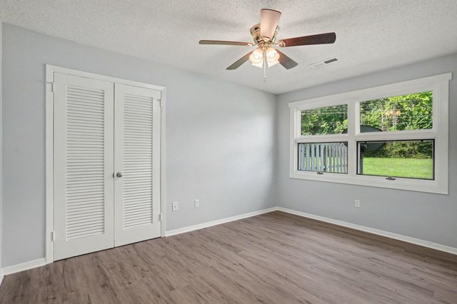 3931 Spruce Dr, Myrtle Beach, SC 29577