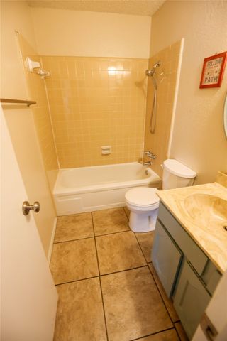 5404 Windy Meadow Drive, Arlington, TX 76017