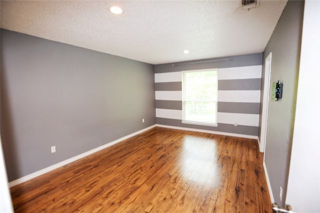 5404 Windy Meadow Drive, Arlington, TX 76017
