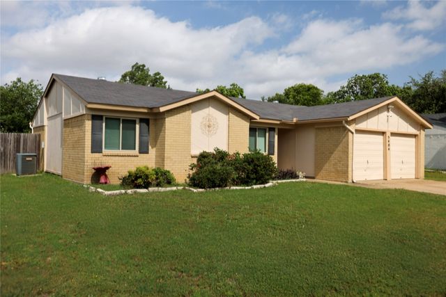5404 Windy Meadow Drive, Arlington, TX 76017