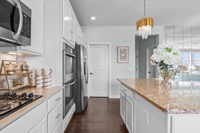 6546 Bridle Path, Corcoran, MN 55340