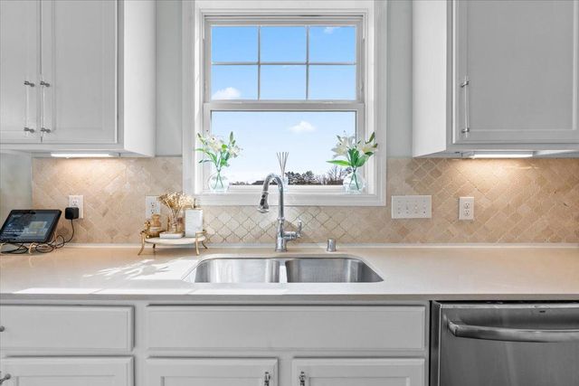 6546 Bridle Path, Corcoran, MN 55340