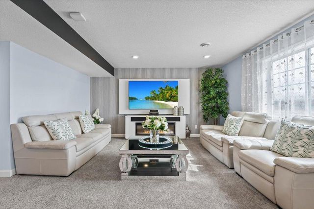 6546 Bridle Path, Corcoran, MN 55340