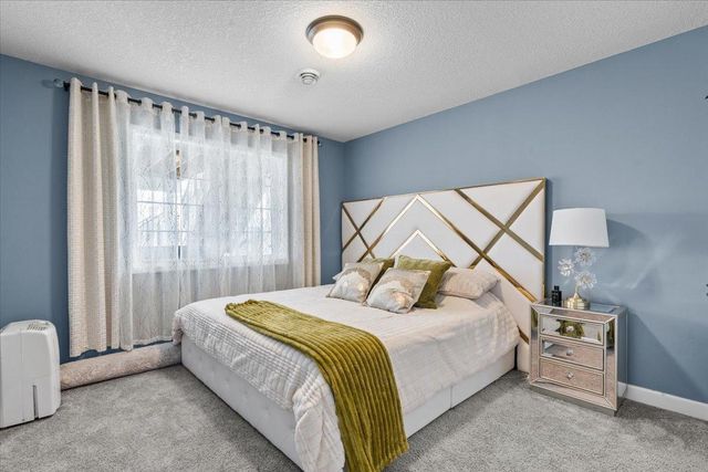 6546 Bridle Path, Corcoran, MN 55340