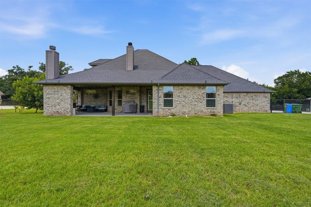 3216 Knob Road, Springtown, TX 76082