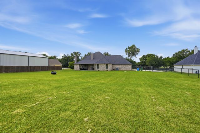 3216 Knob Road, Springtown, TX 76082