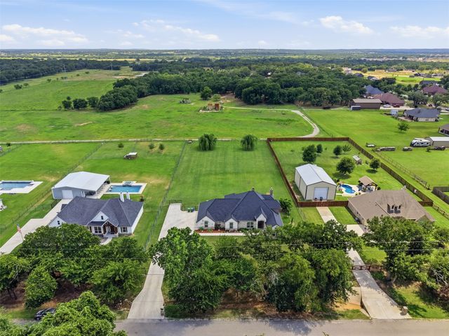 3216 Knob Road, Springtown, TX 76082