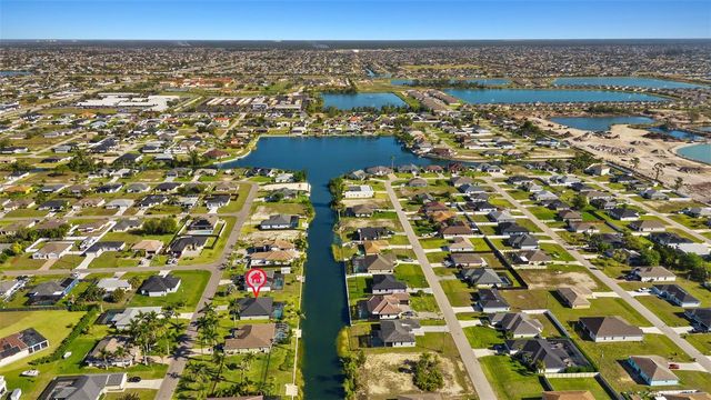 25 NW 14TH AVENUE, Cape Coral, FL 33993