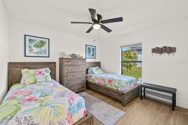 25 NW 14TH AVENUE, Cape Coral, FL 33993