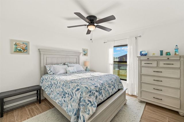 25 NW 14TH AVENUE, Cape Coral, FL 33993