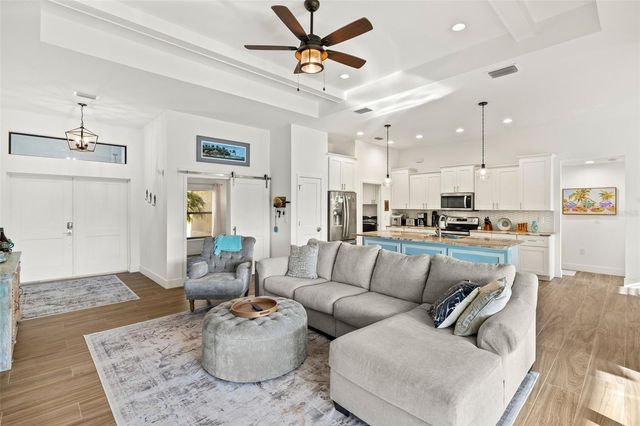 25 NW 14TH AVENUE, Cape Coral, FL 33993