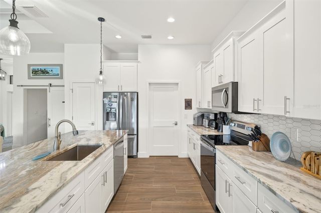 25 NW 14TH AVENUE, Cape Coral, FL 33993