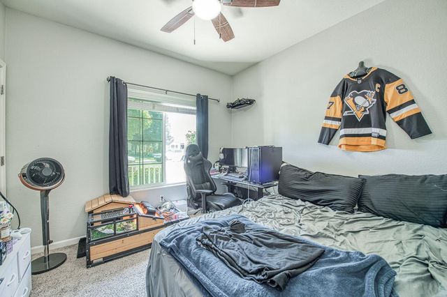 3095 N Pearwood, Fresno, CA 93727
