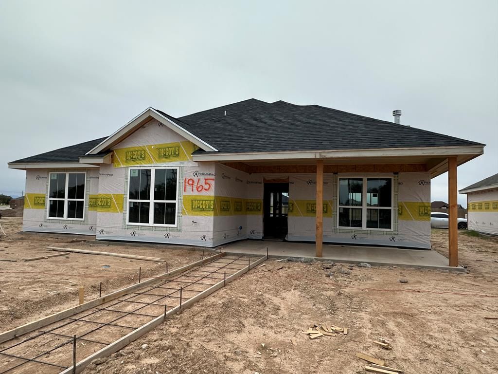 1965 S Concho Dr, San Angelo, TX 76904