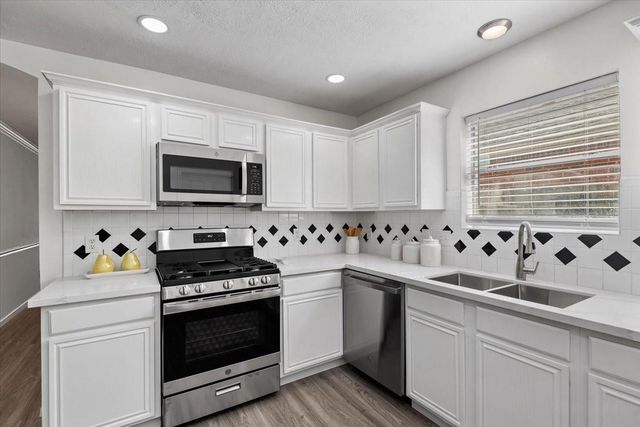 12035 Swords Creek Road, Houston, TX 77067