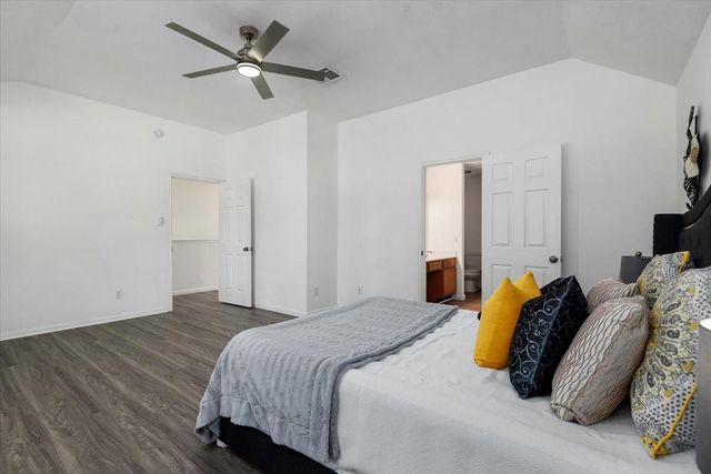 12035 Swords Creek Road, Houston, TX 77067