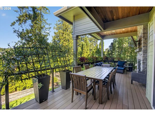 10999 Nw RAINMONT Rd, Portland, OR 97229