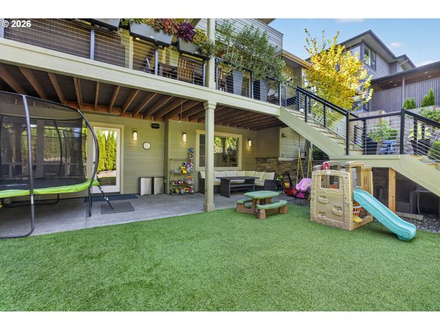 10999 Nw RAINMONT Rd, Portland, OR 97229