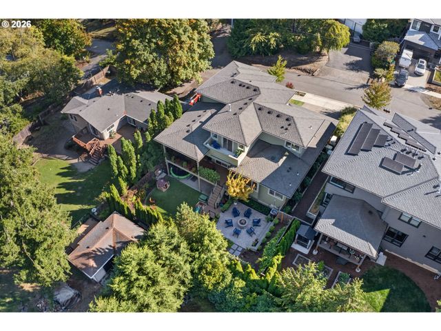 10999 Nw RAINMONT Rd, Portland, OR 97229