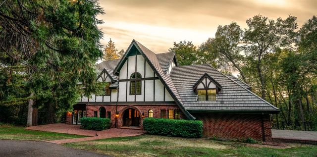 3961 Seven Ridges Road, Camino, CA 95709