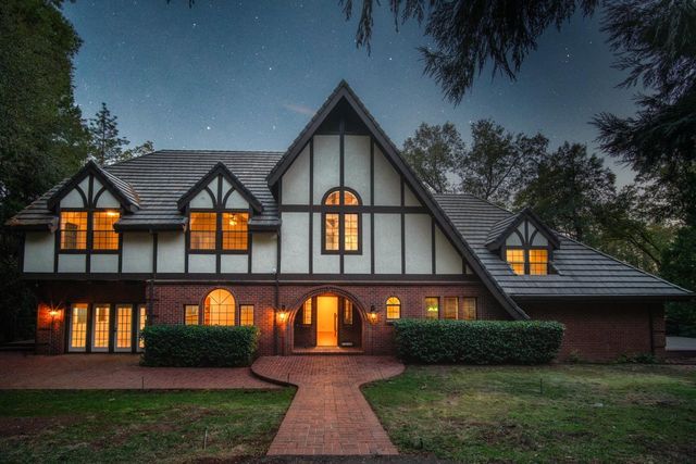 3961 Seven Ridges Road, Camino, CA 95709