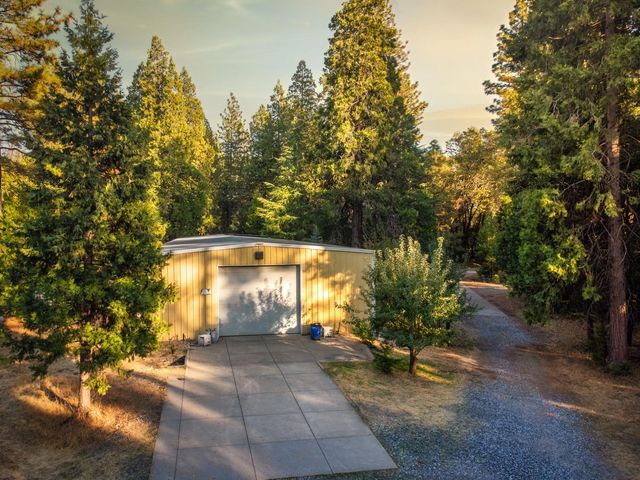 3961 Seven Ridges Road, Camino, CA 95709