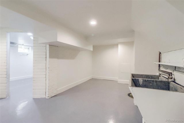 458 S Ogden Street, Denver, CO 80209