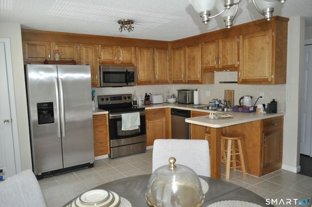 110 Songbird Lane 110, Farmington, CT 06032