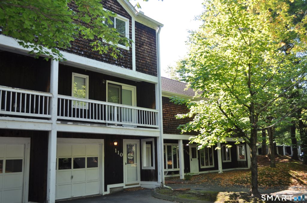 110 Songbird Lane 110, Farmington, CT 06032
