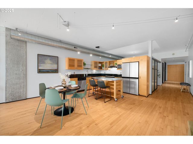 333 Nw 9TH Ave 503, Portland, OR 97209