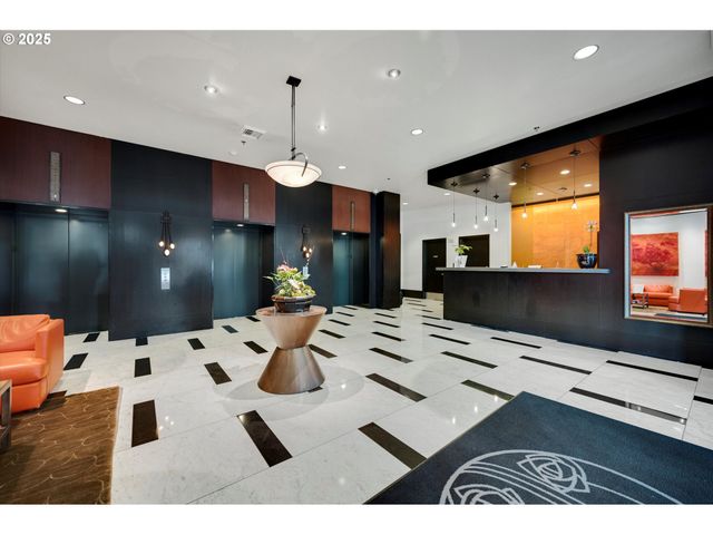 333 Nw 9TH Ave 503, Portland, OR 97209