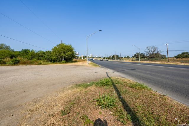 4654 W Military, San Antonio, TX 78242