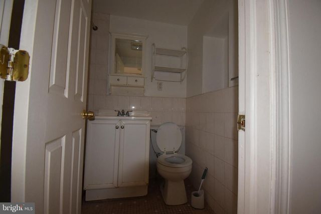 1303 S 8TH ST, Philadelphia, PA 19147