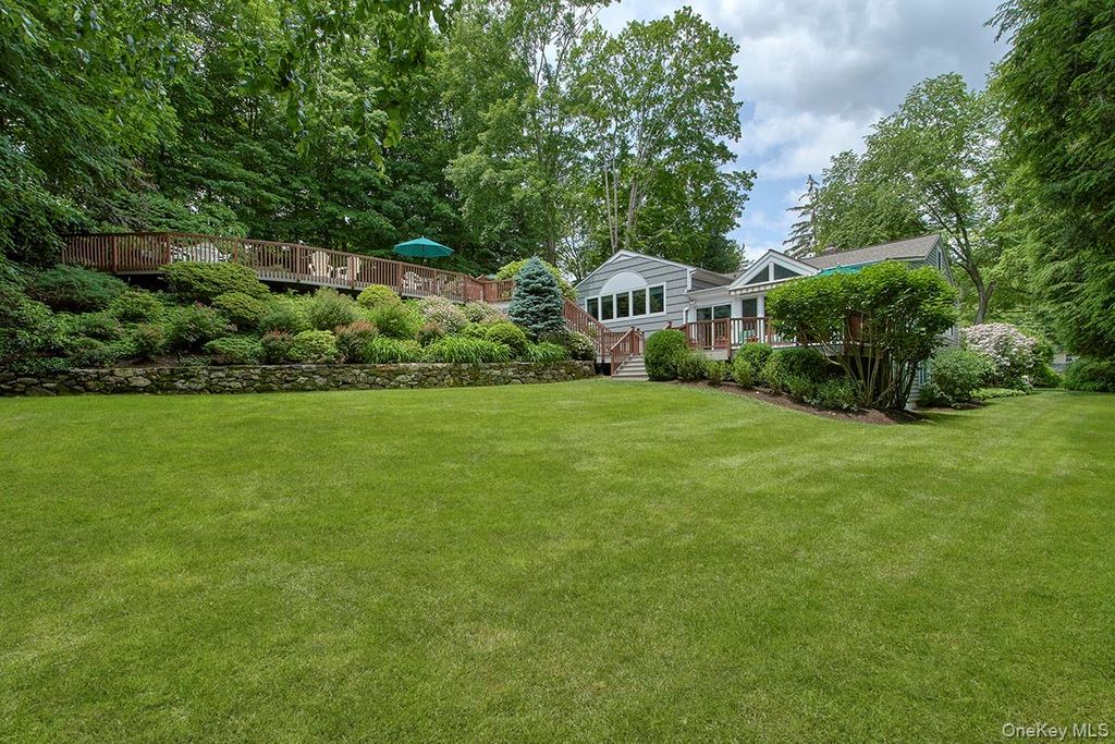 121 Washburn Road, Briarcliff Manor, NY 10510 — photo 4