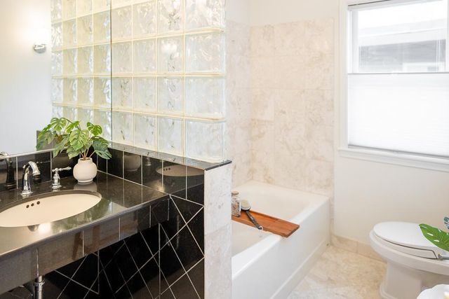 4262 Wooddale Avenue S, Saint Louis Park, MN 55416