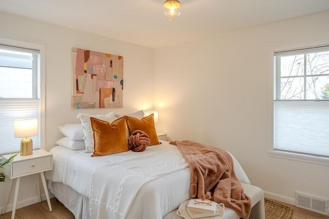 4262 Wooddale Avenue S, Saint Louis Park, MN 55416