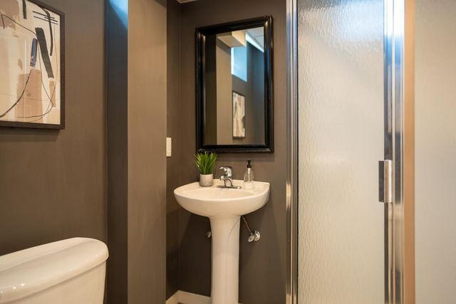 4262 Wooddale Avenue S, Saint Louis Park, MN 55416