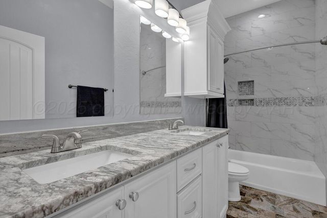 10855 Travis Lane, Dumas, TX 79029