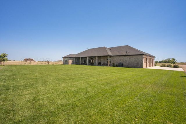 10855 Travis Lane, Dumas, TX 79029