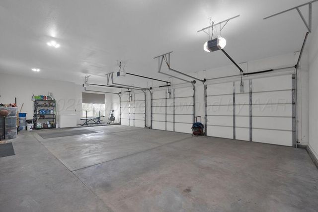 10855 Travis Lane, Dumas, TX 79029