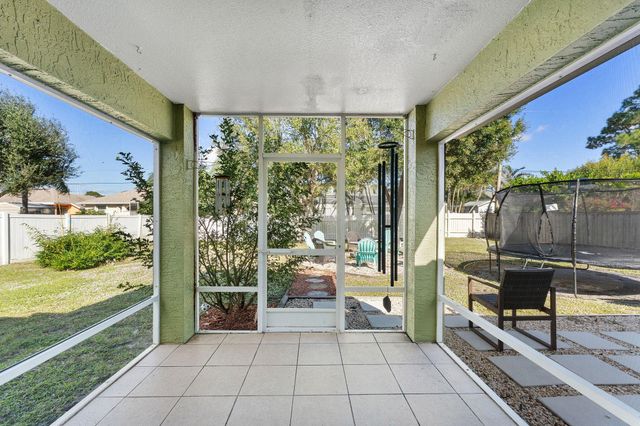 655 SE Ron Rico Terrace, Port St Lucie, FL 34983