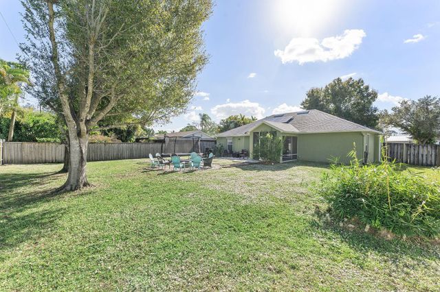 655 SE Ron Rico Terrace, Port St Lucie, FL 34983