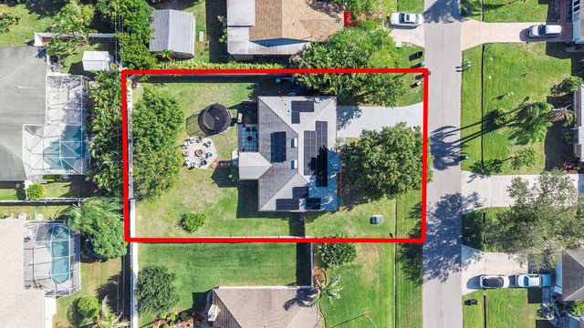 655 SE Ron Rico Terrace, Port St Lucie, FL 34983