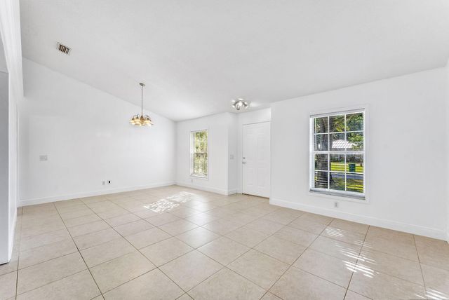 655 SE Ron Rico Terrace, Port St Lucie, FL 34983