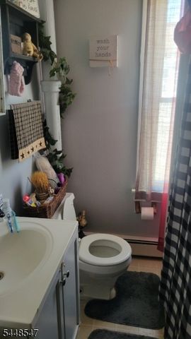 116 Lewis St, Phillipsburg Town, NJ 08865
