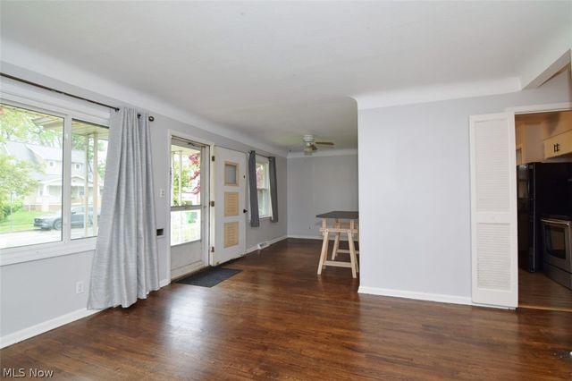 1098 Homestead Road, South Euclid, OH 44121