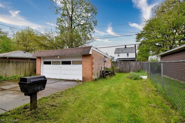 1098 Homestead Road, South Euclid, OH 44121
